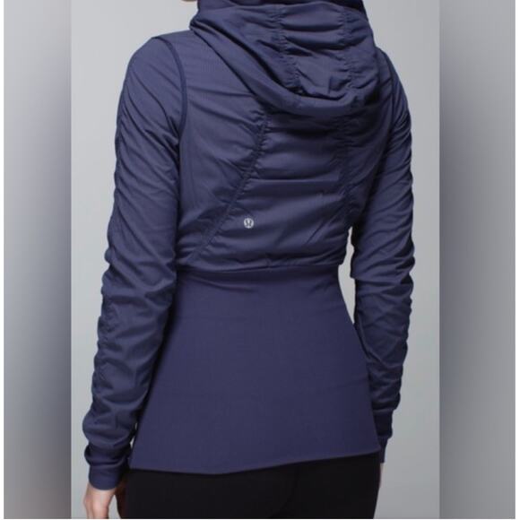 Lululemon Dance Studio Jacket III Cadet Blue (First Release) Reversible Sz 6 - Picture 6 of 8